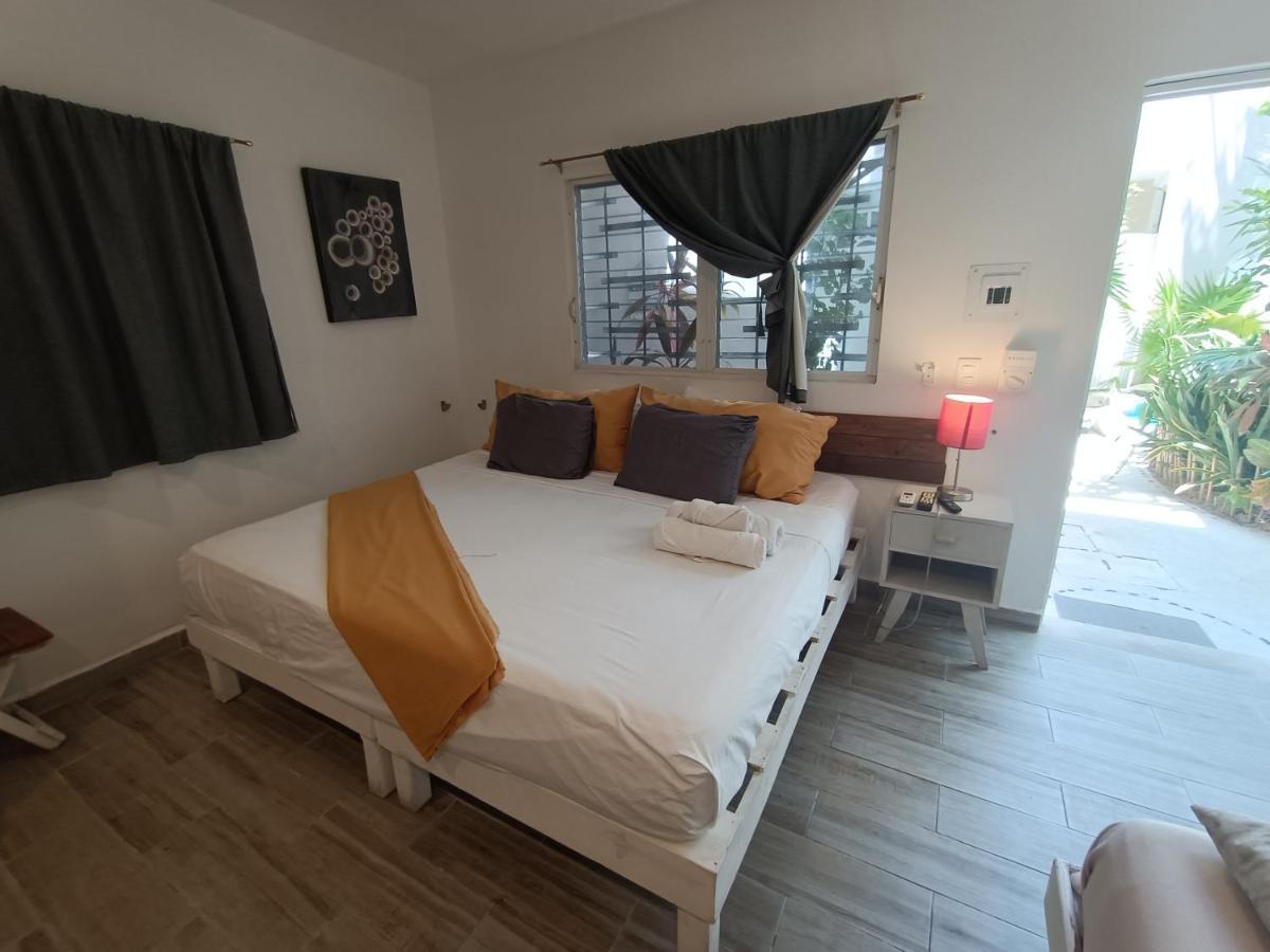 Kika Studios Playa del Carmen Exteriör bild